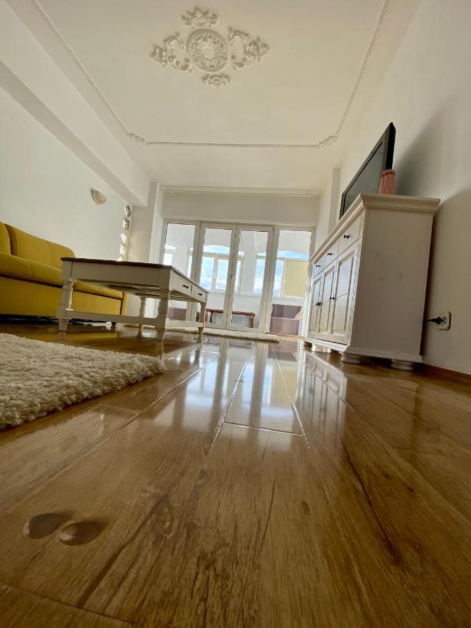 Downtown Apartment クラヨーヴァ エクステリア 写真