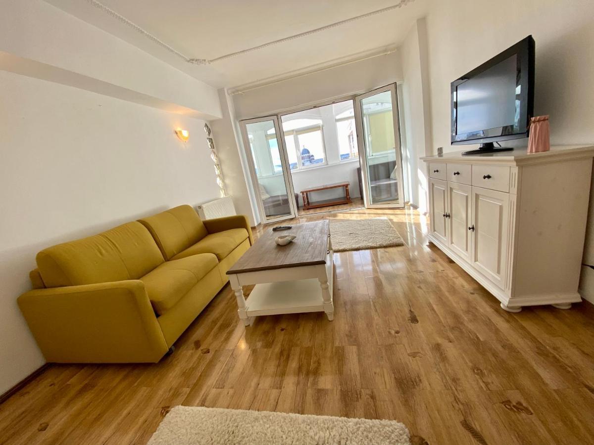 Downtown Apartment クラヨーヴァ エクステリア 写真
