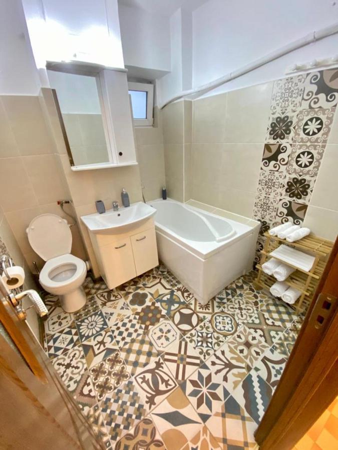 Downtown Apartment クラヨーヴァ エクステリア 写真
